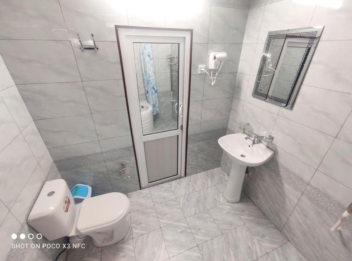 Khiva Tosh Darvoza & Trip Service Zewnętrze zdjęcie