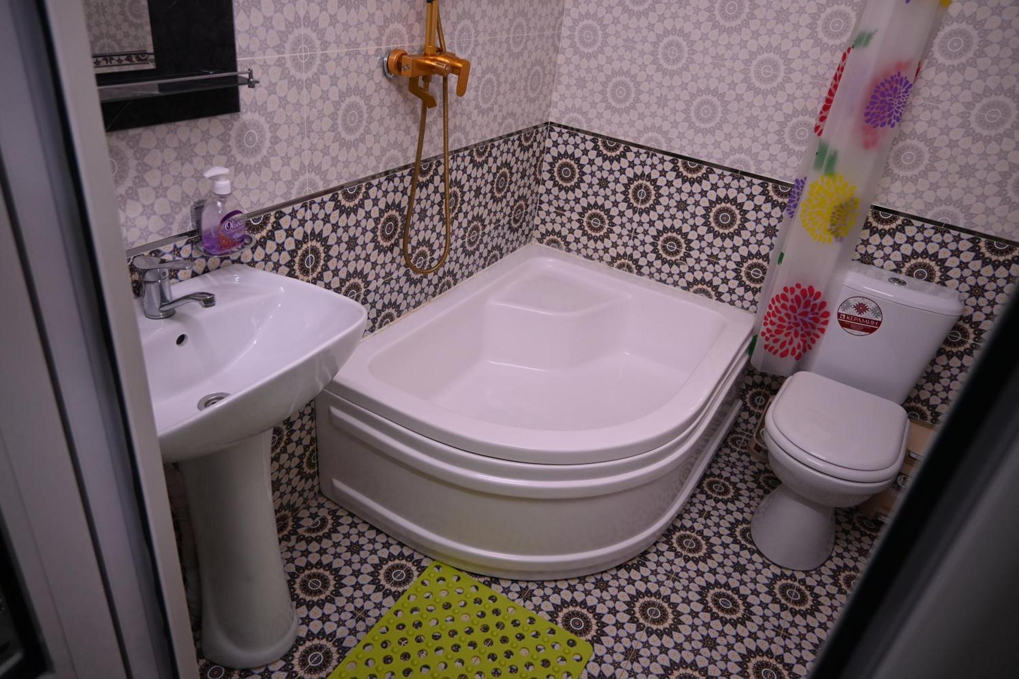 Khiva Tosh Darvoza & Trip Service Zewnętrze zdjęcie