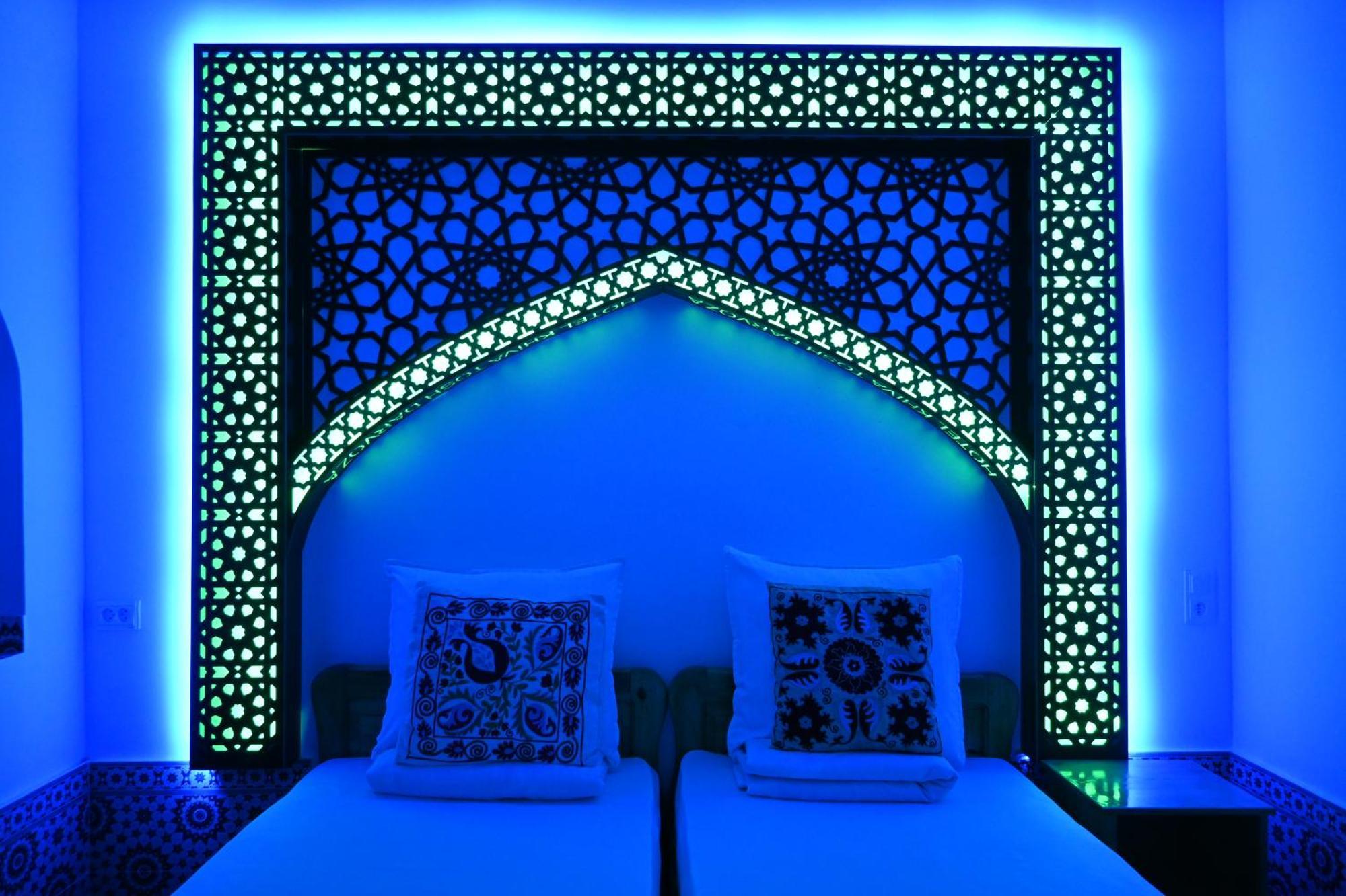 Khiva Tosh Darvoza & Trip Service Zewnętrze zdjęcie