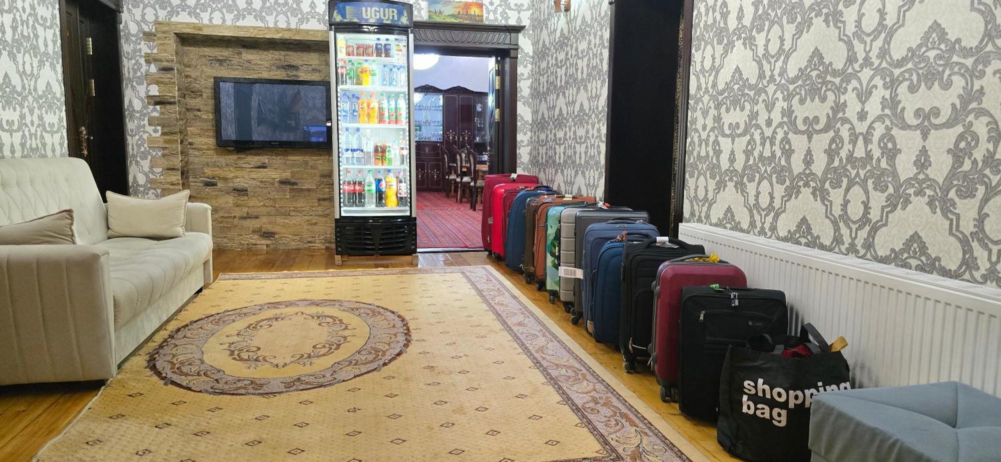 Khiva Tosh Darvoza & Trip Service Zewnętrze zdjęcie